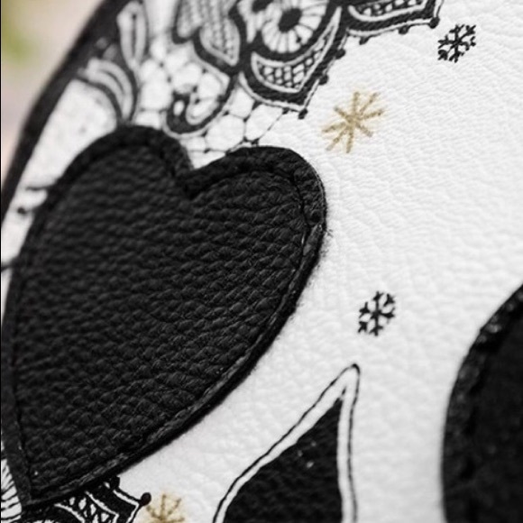 Sugar Skull Purse LAST ONE LEFT!!! - Picture 6 of 6